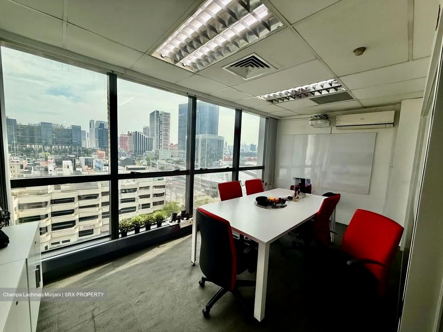High Street Centre (D6), Office #568260561